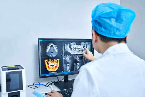 Best Dentist for Tooth Abscess  in Dellwood, MN